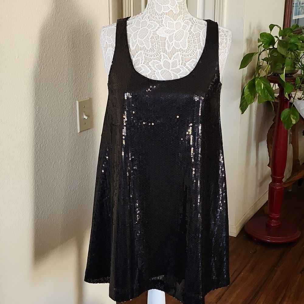 Walter Baker Black Swing Retro Y2K 60's Go-go Vibes Sequin Dress Size 6